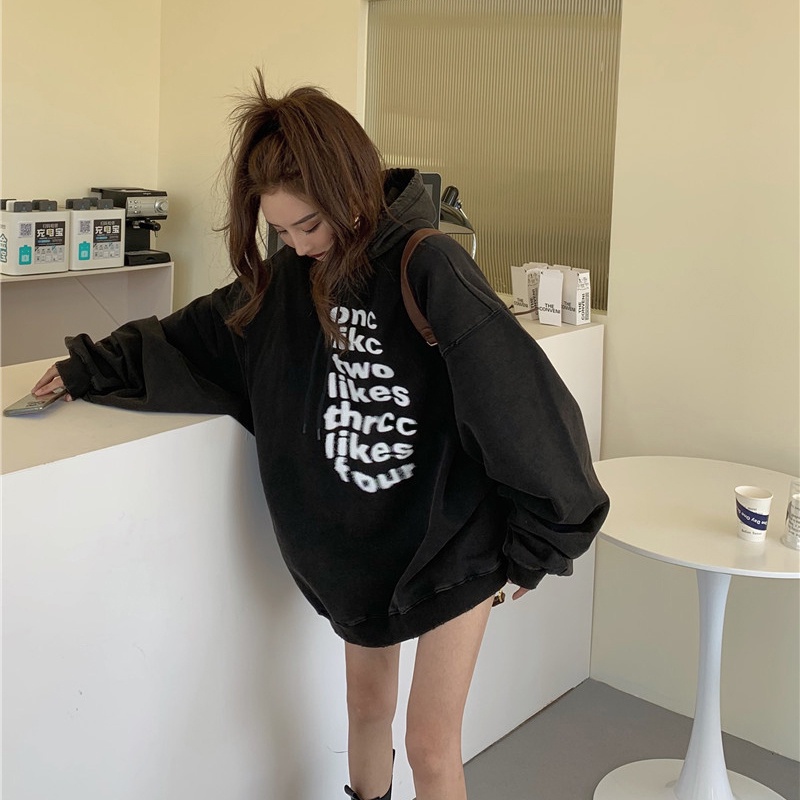 Áo khoác dáng rộng tay dài có mũ trùm thời trang thu đông cho nữ | BigBuy360 - bigbuy360.vn