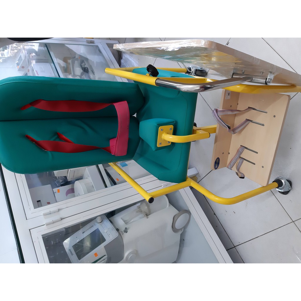 Ghế ngồi trẻ bại não