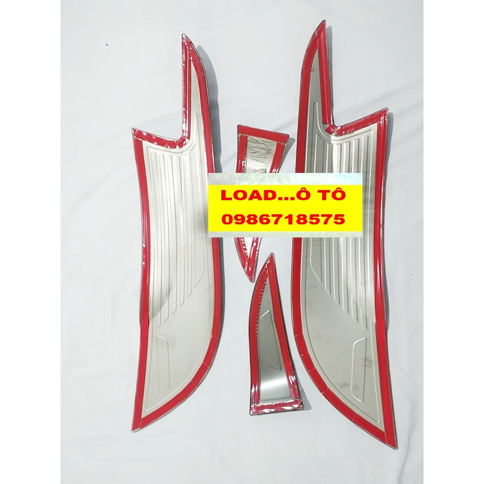 Bộ Ốp Tapli Cánh Cửa và Màng Loa Toyota Wigo Mẫu Titan Xước cao Cấp