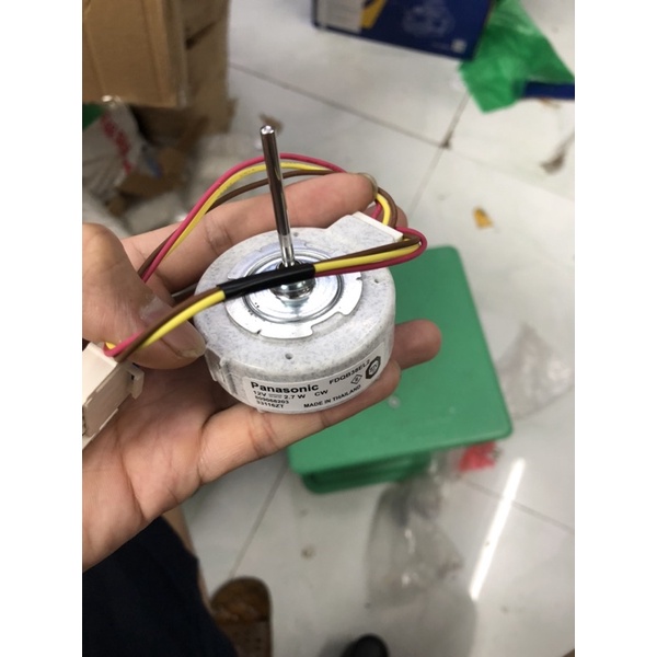Quạt tủ lạnh electrolux 12V 3 dây
