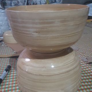 Chậu đựng thảo dược để ủ tóc dùng trong gội đầu