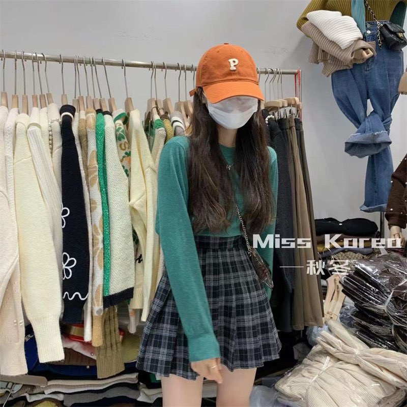 Chân váy caro dáng xòe phong cách ulzzang