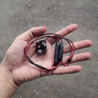 Tai nghe Sennheiser Momentum Free