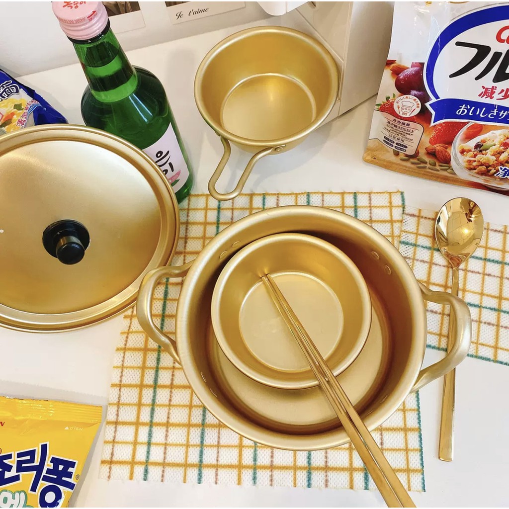 Bát, nồi nấu mì Ramen hợp kim nhôm trong phim Hàn Quốc