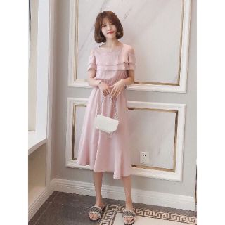 Đầm công chúa trễ vai xinh xắn