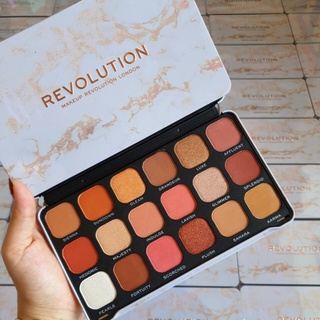 Bảng Phấn Mắt Revolution Shadow Palette 18 Ô [Nika Cosmetics]