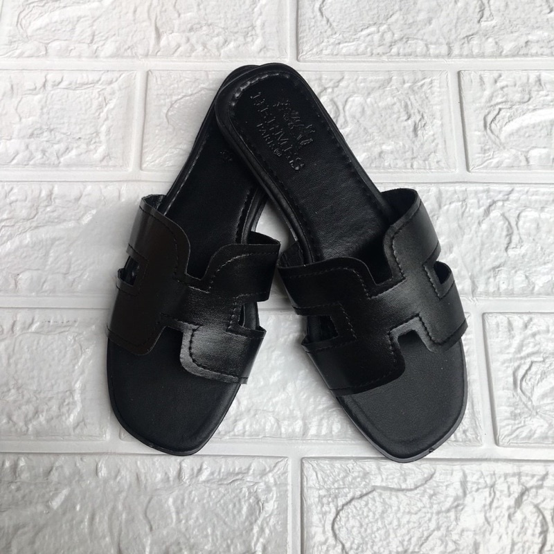 Dép H da trơn may viền đen, dép lê nữ đế thấp thời trang mũi vuông sang chảnh truyền thống