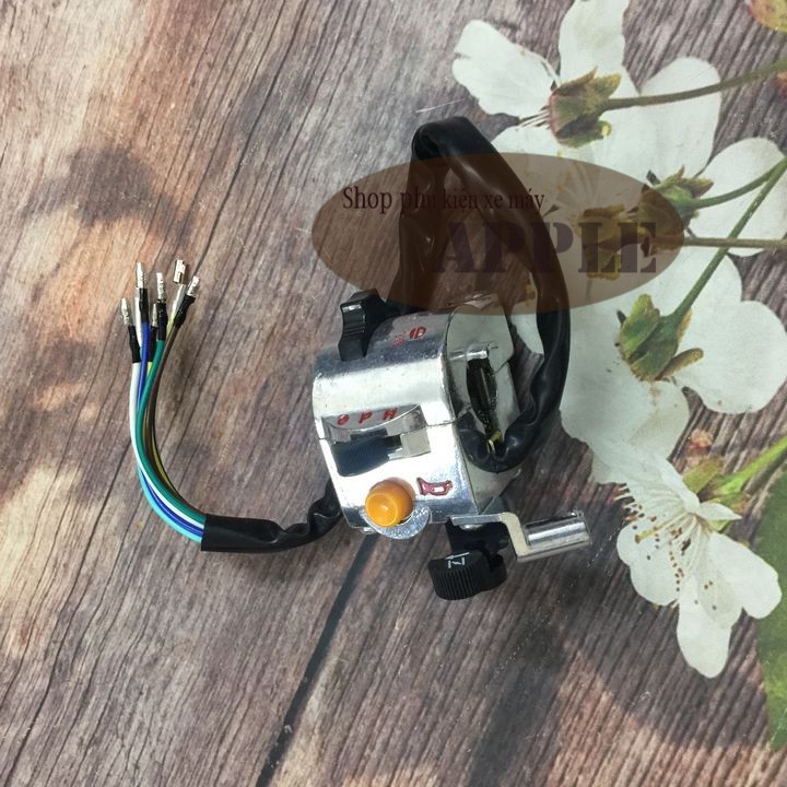 Cụm công tắc tay lái xe CUB 81 BÊN TRÁI - Cùm công tắc bên trái tay lái xe Cub 81 - A2004