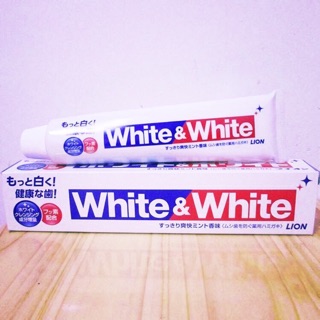 Kem đánh răng white and white Nhật