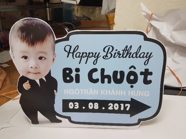 Hình chibi sinh nhật cho bé, baner bảng tên sinh nhật cho bé kích thước 30x40cm chibi bảng tên sinh nhật