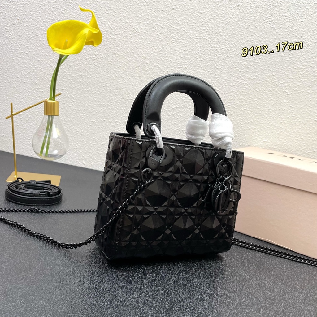 Túi xách nữ da thật thời trang cao cấp Christian Dior CD phong cách trẻ trung, thời thượng