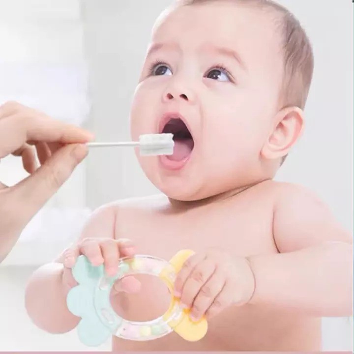 Hộp 30 chiếc Rơ lưỡi que cho bé Babuu Baby Nhật làm sạch nướu, sạch lưỡi cho bé