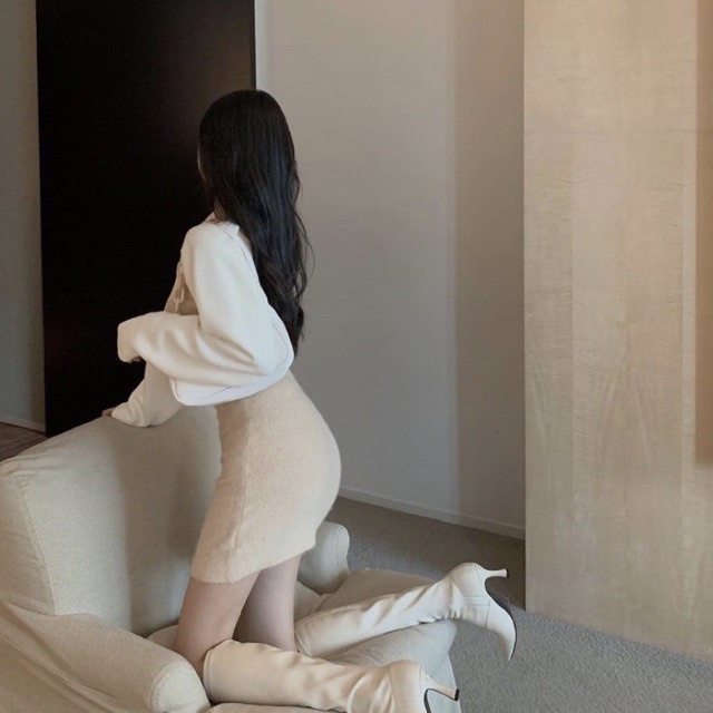 ADORABLE ÁO KHOÁC LEN DÂY XÍCH CỔ ĐEN TRẮNG 🥰🥰🥰