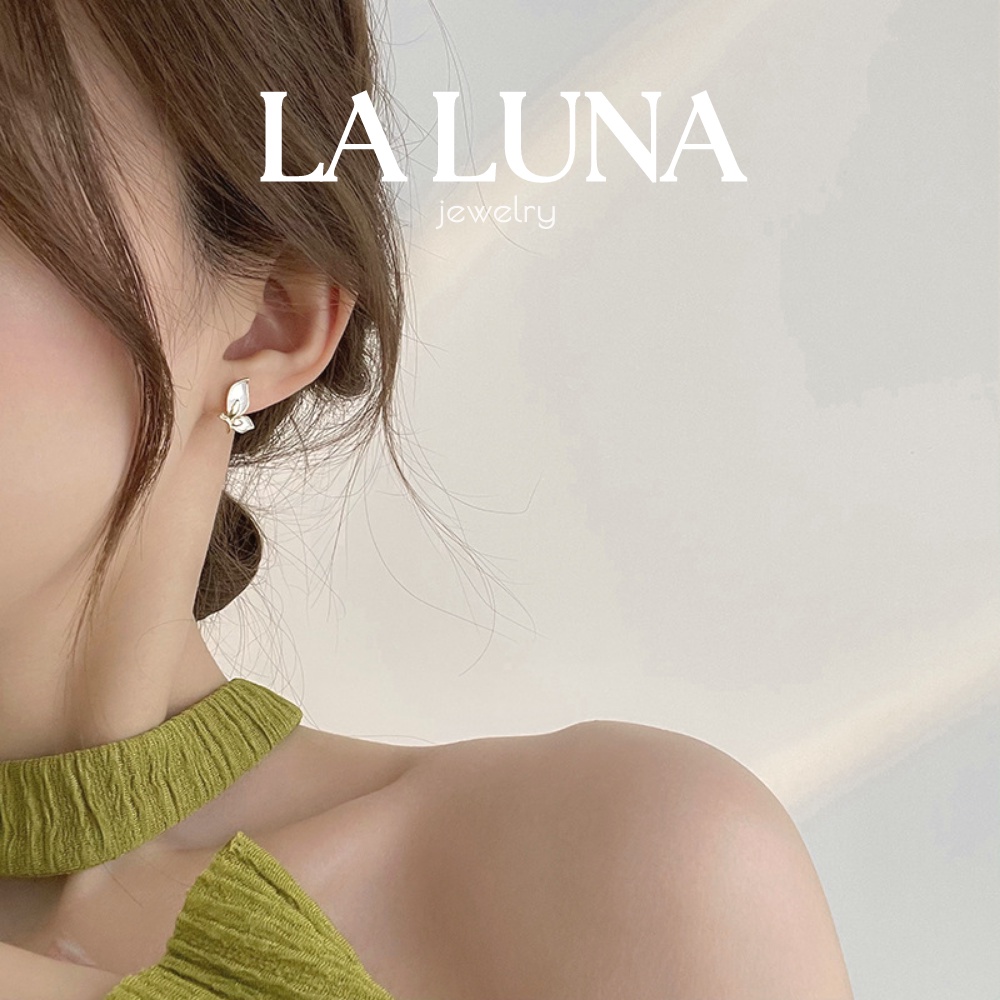 Bông tai hình bướm Anna La Luna xà cừ, vân đá chuôi bạc 925, thanh lịch và sang trọng laluna