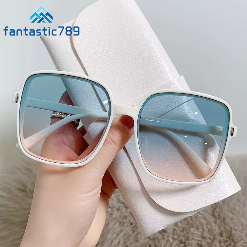 Kính Mát Vuông Tròng Màu Gradient Chống Tia UV400 Fantastic789