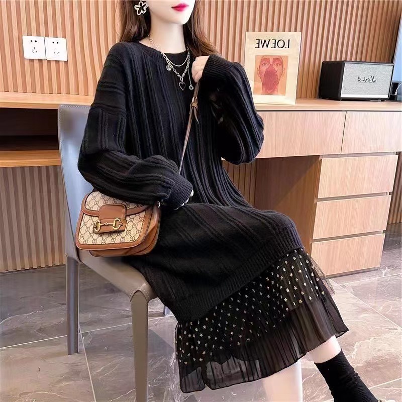 Váy len thân dài phối ren  2022