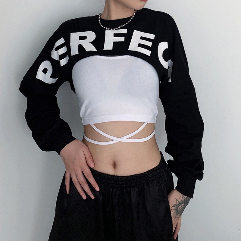 Áo croptop tay dài nửa ngực Perfect Trắng Đen phong cách sexy- BITCHES