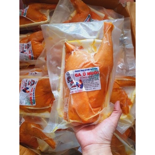 gà ủ muối xông khói