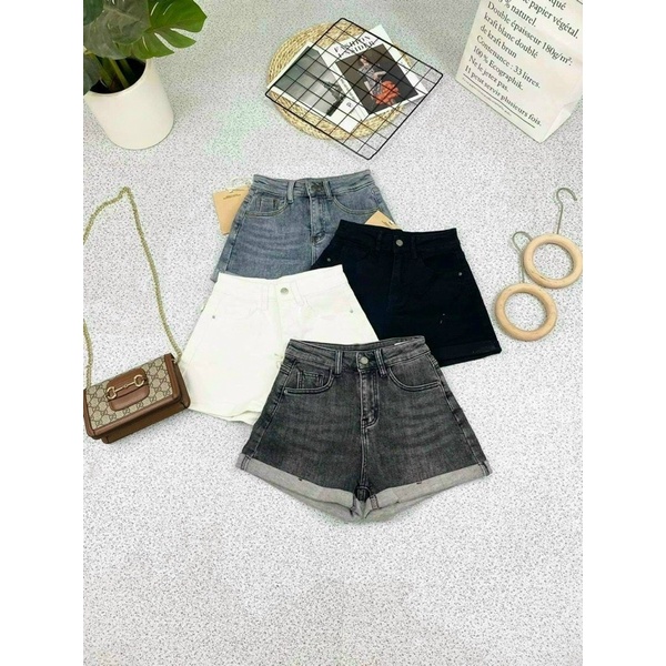 Quần short jean kèm đai