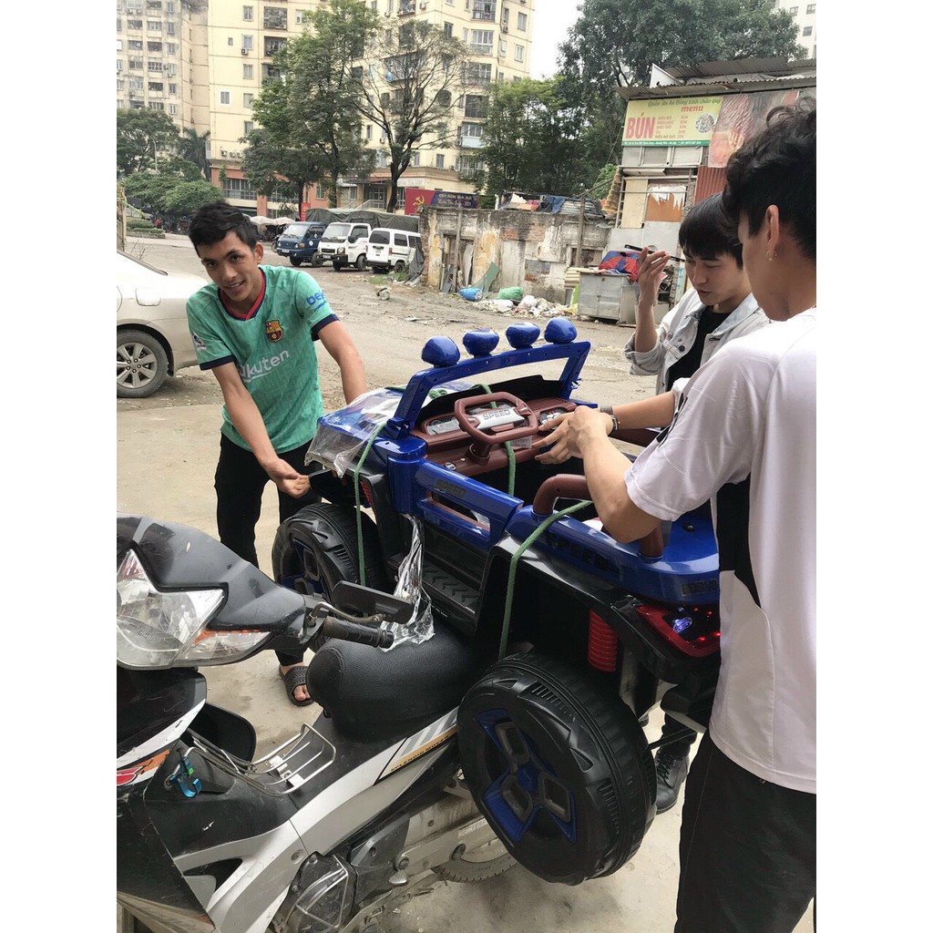 Ô tô điện trẻ em BDQ1200 đẹp dã man 2 động cơ lớn tải trọng đến 90kg.