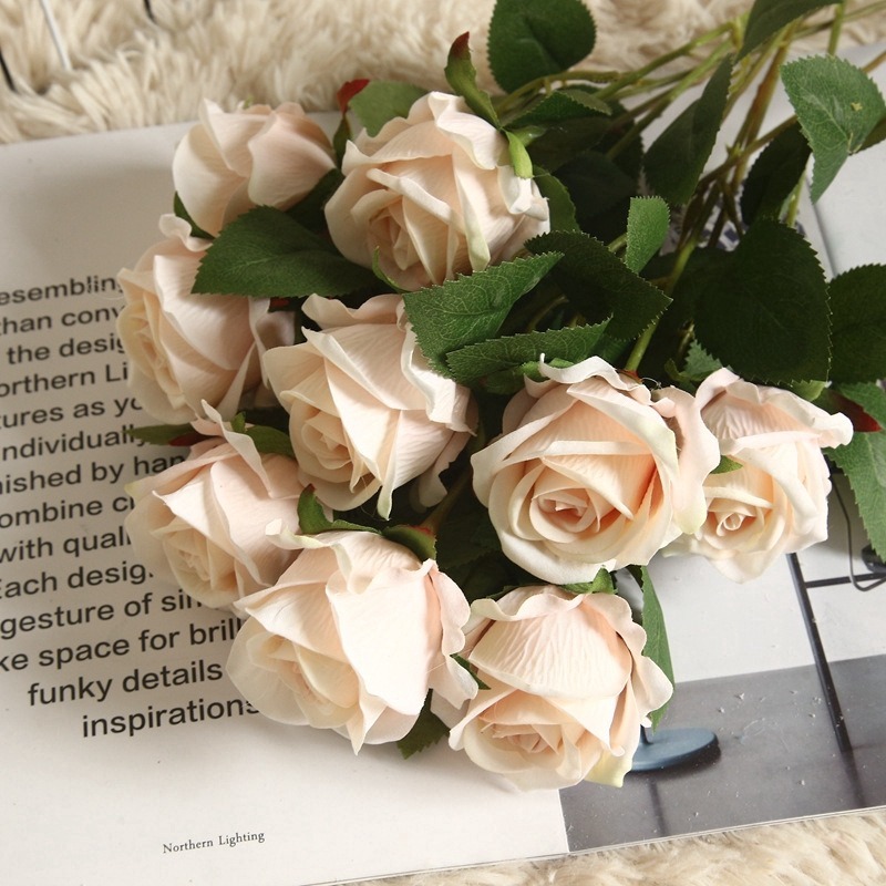 Hoa Hồng Giả Bằng Lụa Chất Lượng Cao Dùng Trang Trí Tiệc Cưới/Valentine