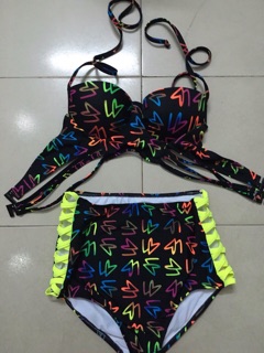 Bikini cao cấp