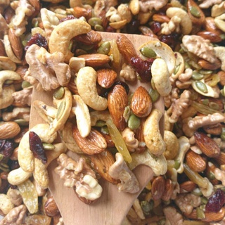 500gram GRANOLA 100% SIÊU HẠT( HẠNH NHÂN, ÓC CHÓ, HẠT ĐIỀU, HẠT BÍ...)