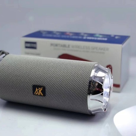 Loa bluetooth AK115 tính năng chông nước siêu trội, có chức năng đèn pin