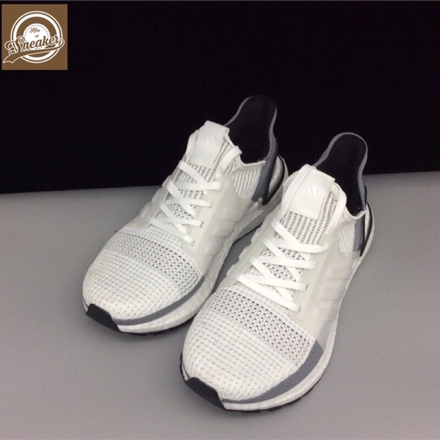 Giầy thể thao Ultra boost 2019 cloud white gray thời trang ! ,, . NEW 2020 . . Chuẩn . $