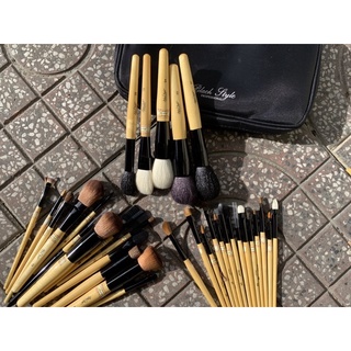 Bộ cọ nhẩy số chuyên nghiệp Black Style  32 cây