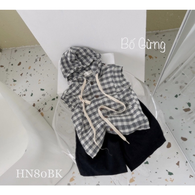 Bộ quần áo có mũ