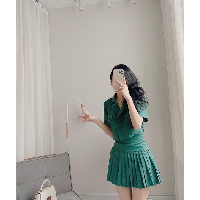 Set cúc bọc croptop + cv xếp li nhỏ by Samhyewear