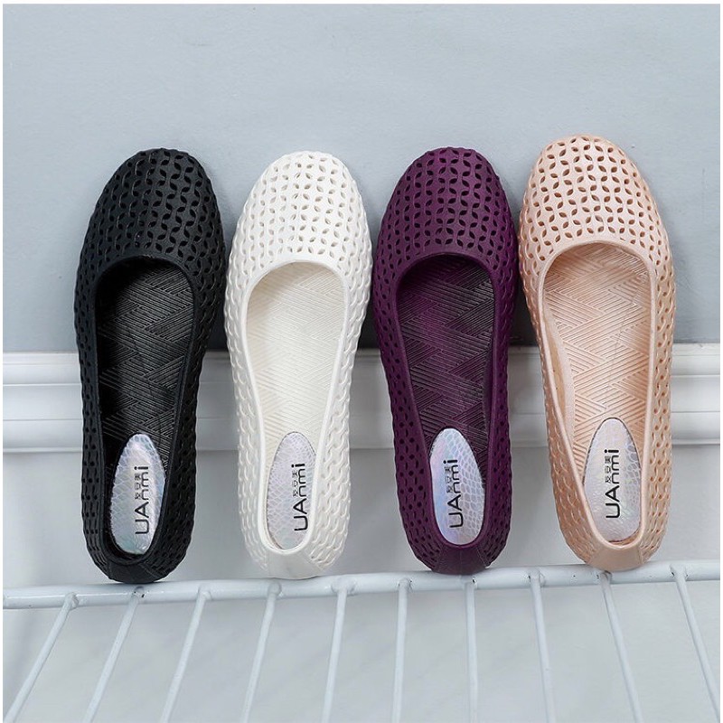 Giày nhựa bệt nữ đi mưa đi biển - Chất liệu nhựa mềm dẻo - GNN1