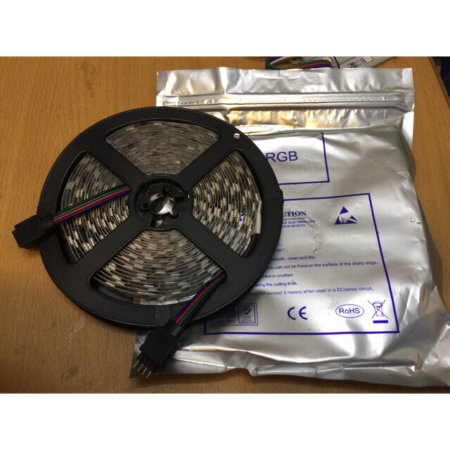 Cuộn Led Dán 7 Màu GRB 12V Có Điều Khiển,Đèn led tiktok IP66,Thay đổi hiệu ứng,màu theo điều khiển