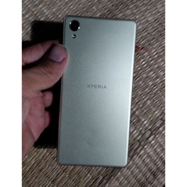 Sony Xperia X