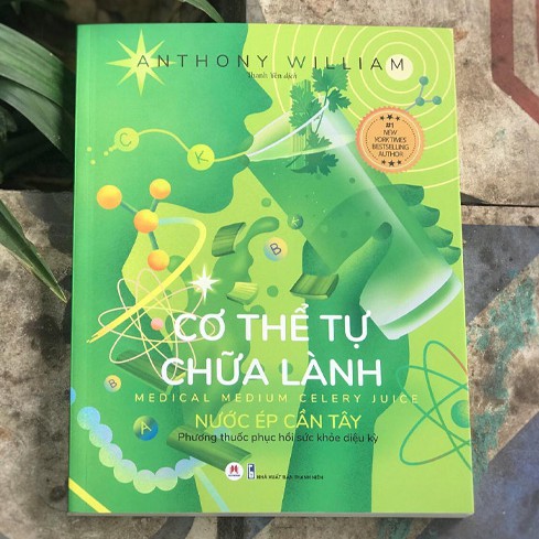 [Mã LIFEXANH24 giảm 10% đơn 99K] Sách - Cơ Thể Tự Chữa Lành: Nước Ép Cần Tây