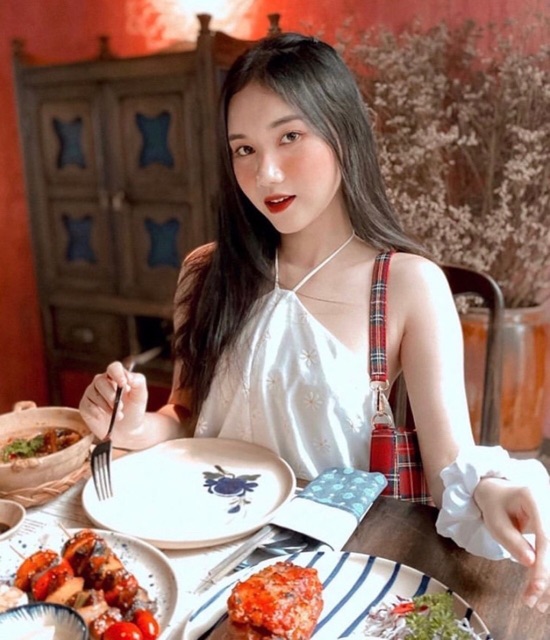 yếm hoa cúc