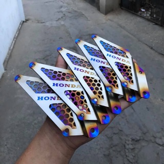 Cánh chim Titan che pen đạp sonic winner