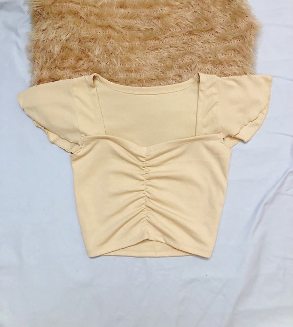 [Mã WASTUP giảm 10% tối đa 30K đơn 99K] Áo croptop nhún ngực | BigBuy360 - bigbuy360.vn