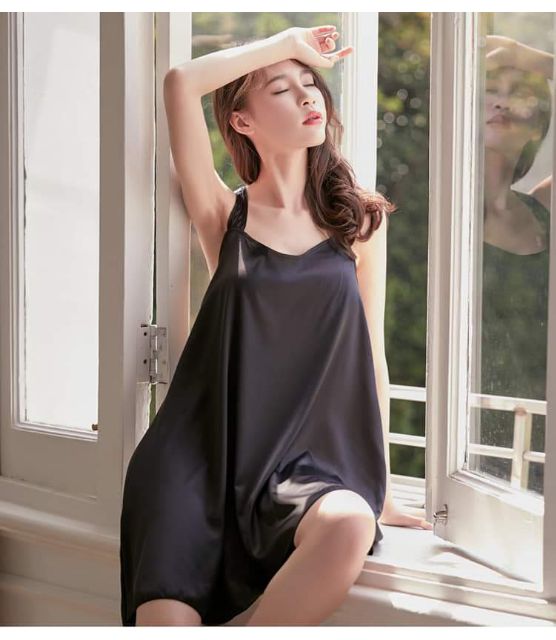 Váy ngủ phi bóng lưng dây kểu cái quạt,,,