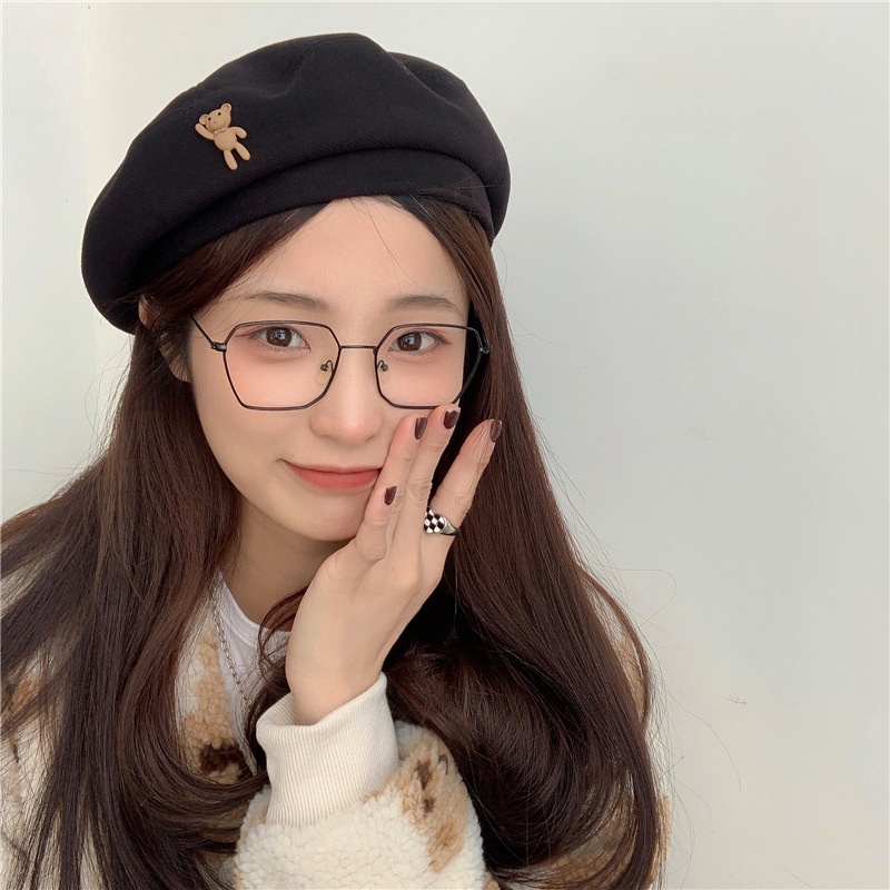 Korean version of the fashion bear three-dimensional rivet octagonal hat Japanese small fresh face small beret women
