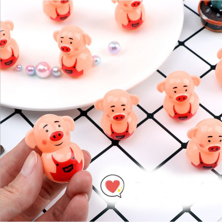 Đồ chơi Lật đật mini hình con heo hồng đỏ dễ thương chất liệu nhựa an toàn cho béyoungcityshop 30.000