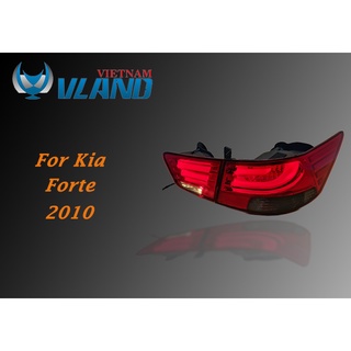 Đèn hậu cho Kia Forte 2009-2011 mẫu BMW, Made in Taiwan (1 bộ 2 cái)