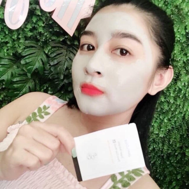 SAMPLE MẶT NẠ INNISFREE SUPPER JEJU VOLCANIC PORE CLAY MASK