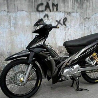 Dè trước Yaz zin luôn chữ A 2 bên lỗ tai gắn cho Sirus