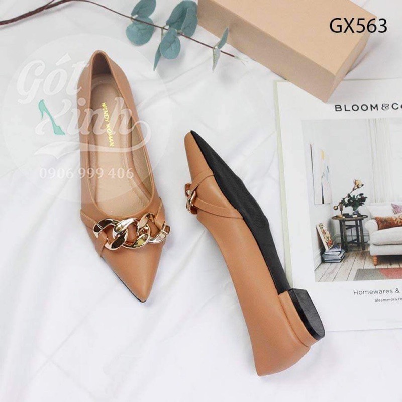 Giày bệt nữ mũi nhọn khóa xích