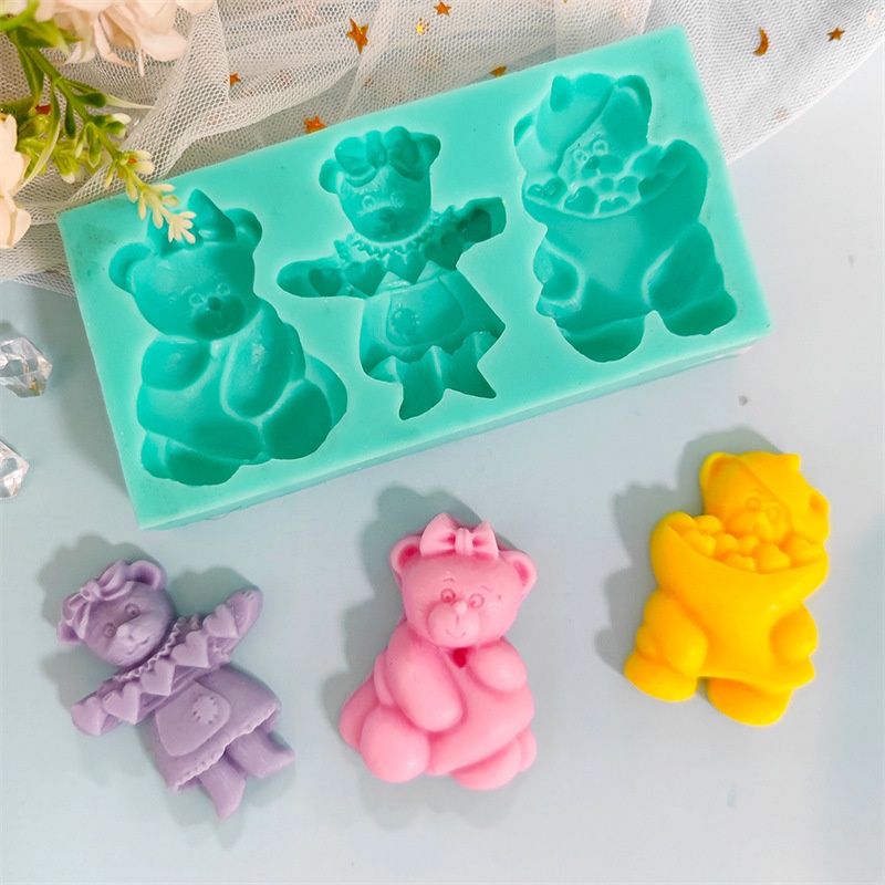 Khuôn Silicone Làm Bánh Hình Gấu Bắc Cực