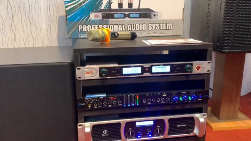 Micro không dây MD 200i cao cấp thế hệ 2022,có tự ngắt Tặng kèm khay sạc pin tiểu+4 viên pin gắn mic doublepow 1200 mah | BigBuy360 - bigbuy360.vn