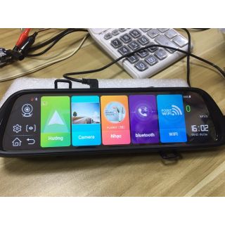 Camera hành trình 4G, WIFI, Android 8.1, Camera trước, sau.