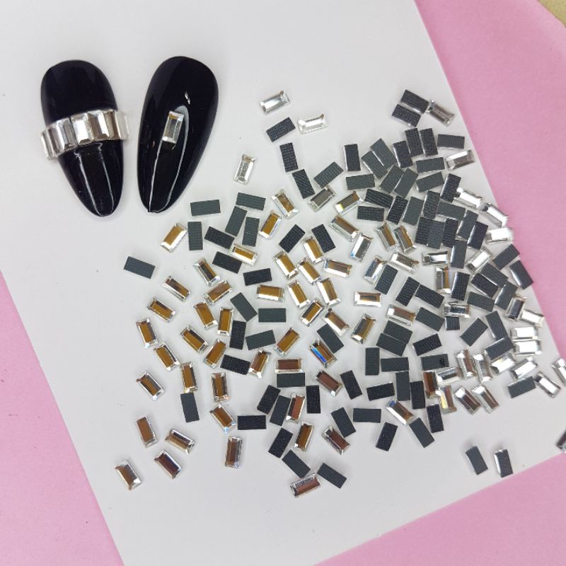 100v ĐÁ VIỀN CHÂN LƯỚI SIZE 2.5×5mm